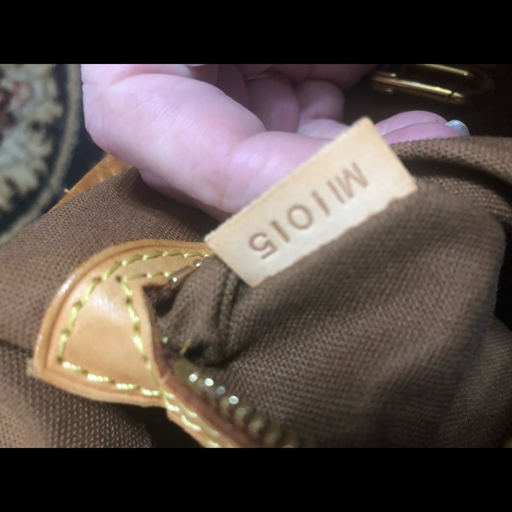 Louis Vuitton Vertical Batignolles GM - Picture 3 of 8